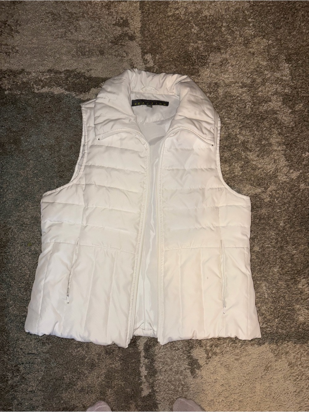 Kenneth Cole White Quilted Puffer Vest for Women